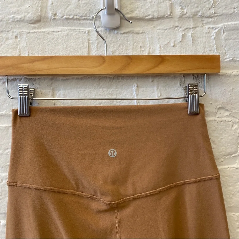 Lululemon ||‎ Align Crop 21
